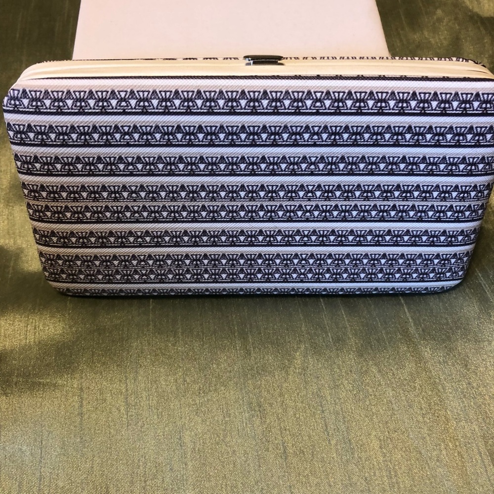 Wallet - Picture 3 of 3